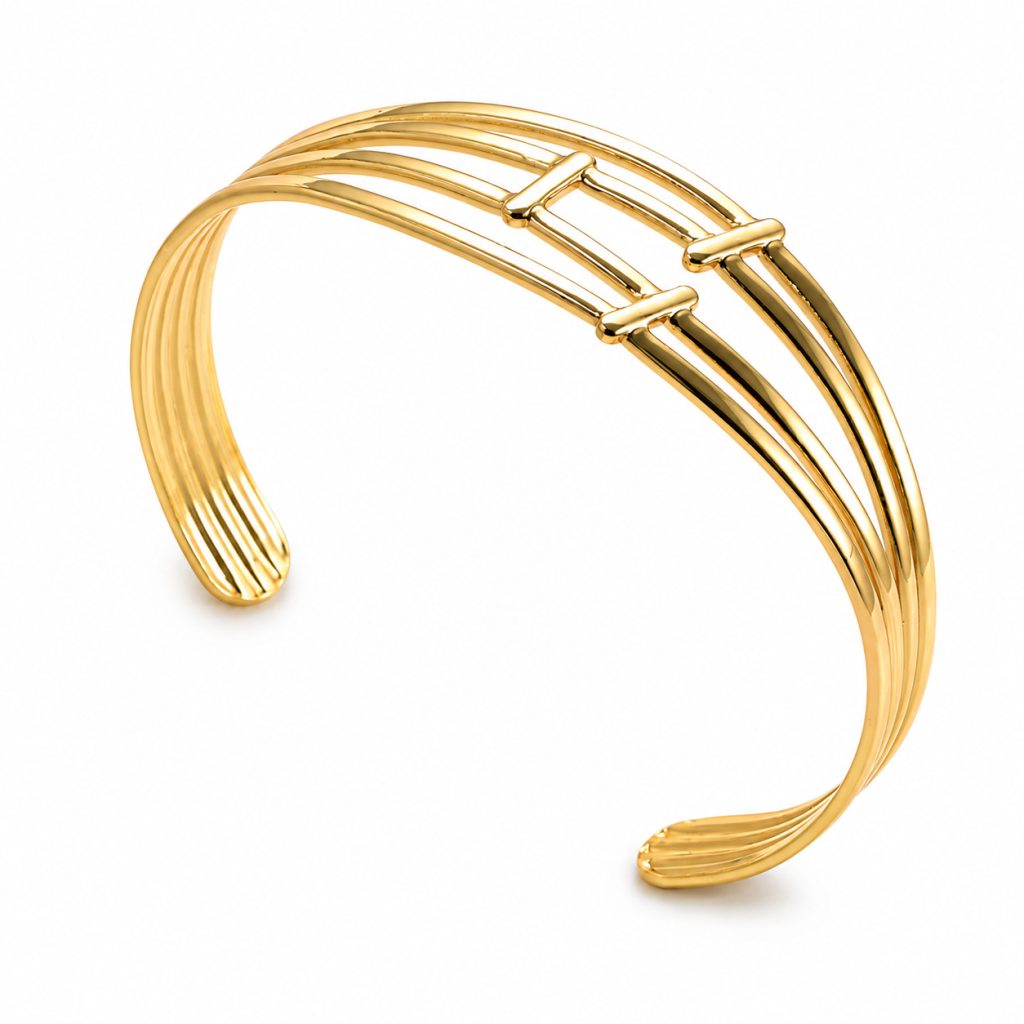 Cilla Jewels Goudkleurige Open Damesarmband met Ladderdetails