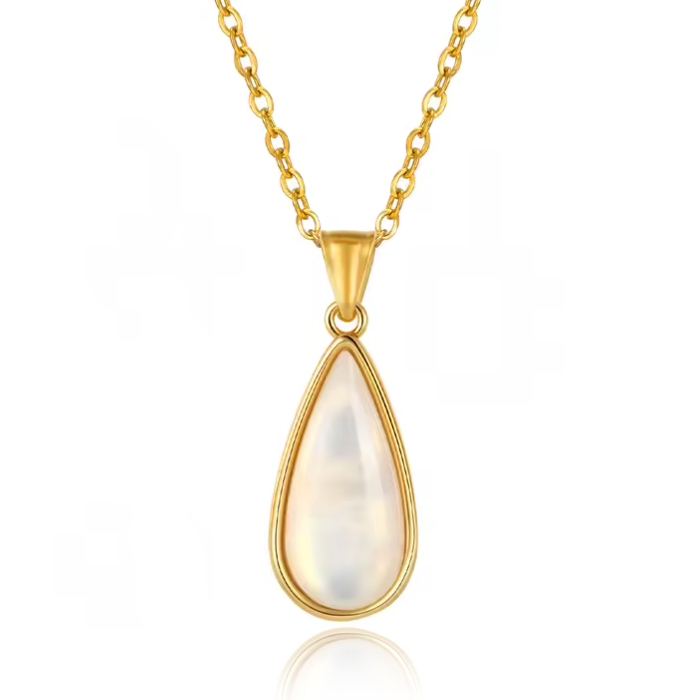 Cilla Jewels Goudkleurige Dames Ketting met Druppelvormige Witte Edelsteen