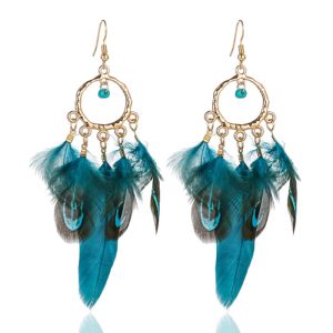 Cirkelvormige Oorbellen met Boho Veertjes – Deja Jewels