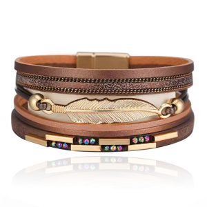Deja Armband goudkleurig bruin met veer en strass