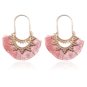 Deja Jewels Bohemian Goudkleurige Oorbellen met Roze Franje Waaierhangers