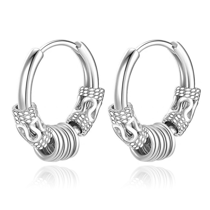 Heren oorringen staal zilverkleurig met details en 4 ringen – 16mm