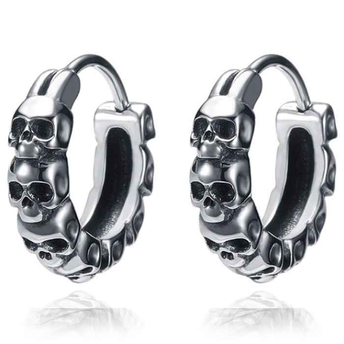 Heren oorringen van edelstaal zilverkleurig met skulls