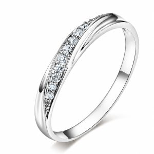 LGT JWLS Zilverkleurige Gedraaide Damesring met Schuine Rij Zirkonia – 19mm