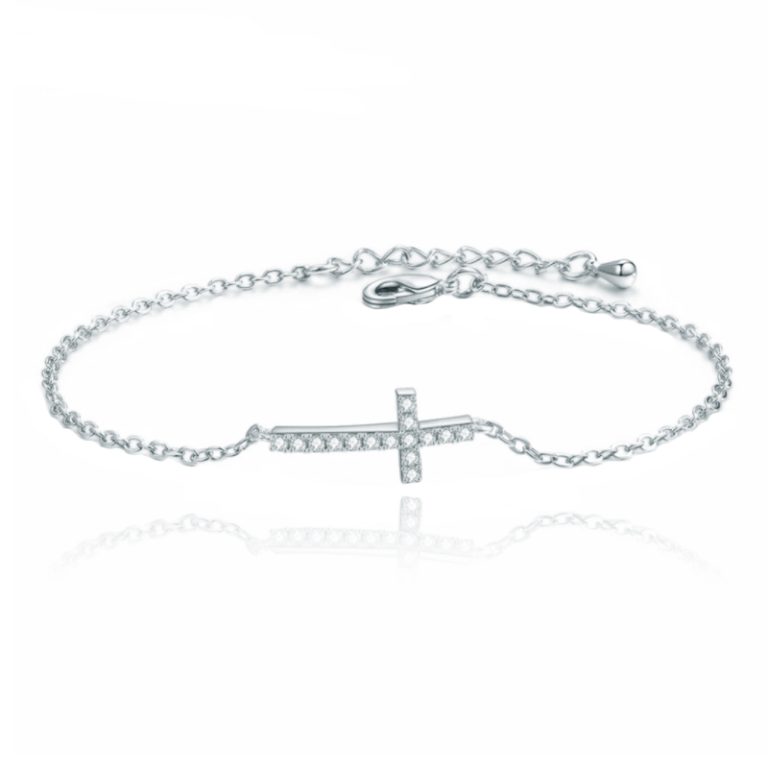 Smalle Zilverkleurige Armband Dames met Kruis en Steentjes Verstelbaar