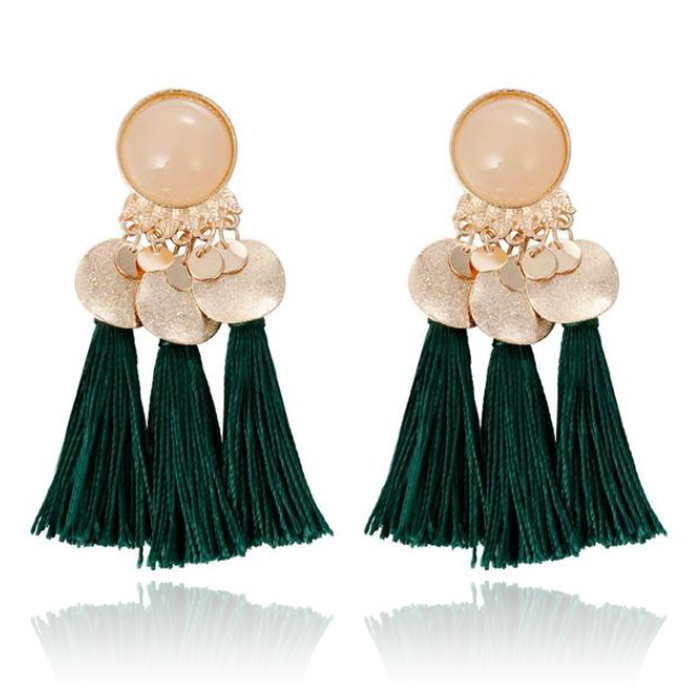 Tassel Oorbellen met Elegante Steen van Deja Jewels – Groen