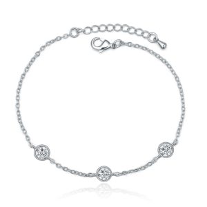 Verstelbare Dames Armband met 3 Zirkonia Steentjes Zilverkleurig