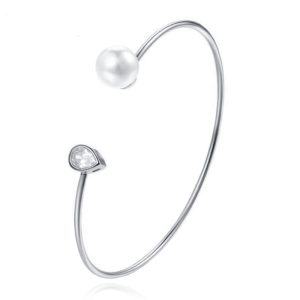 Zilverkleurige armband met Ovale Zirkonia Steen en Imitatie Parel